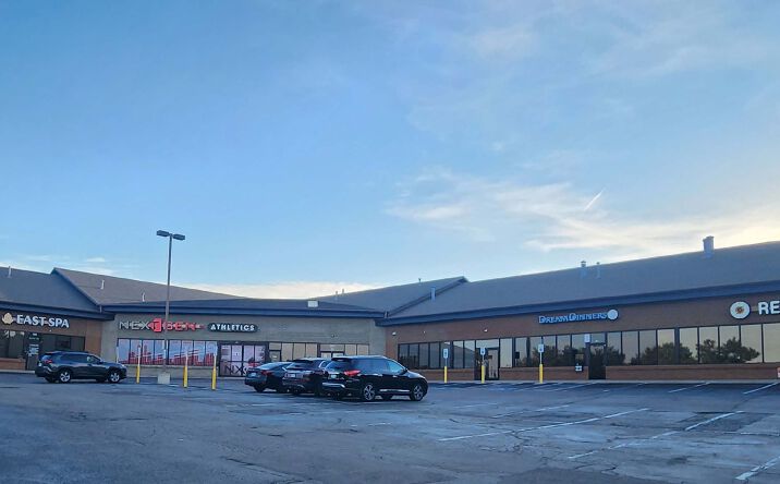 Pictures of Retail property located at 7286 S Yosemite St, Centennial, CO 80112 for lease - image #1