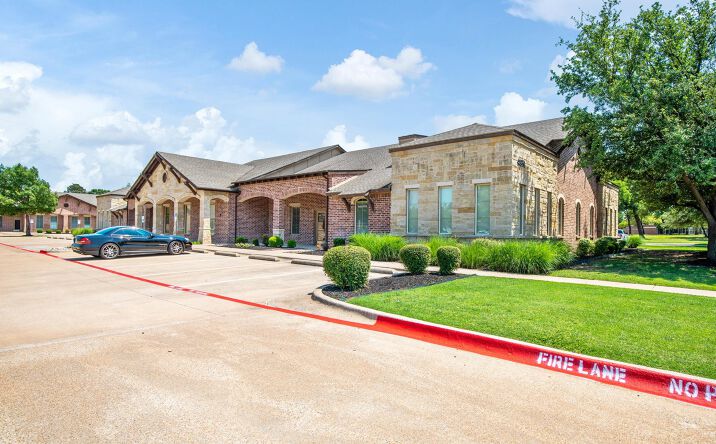 Pictures of Office property located at 4851 Merlot Ave, Grapevine, TX 76051 for lease - image #1