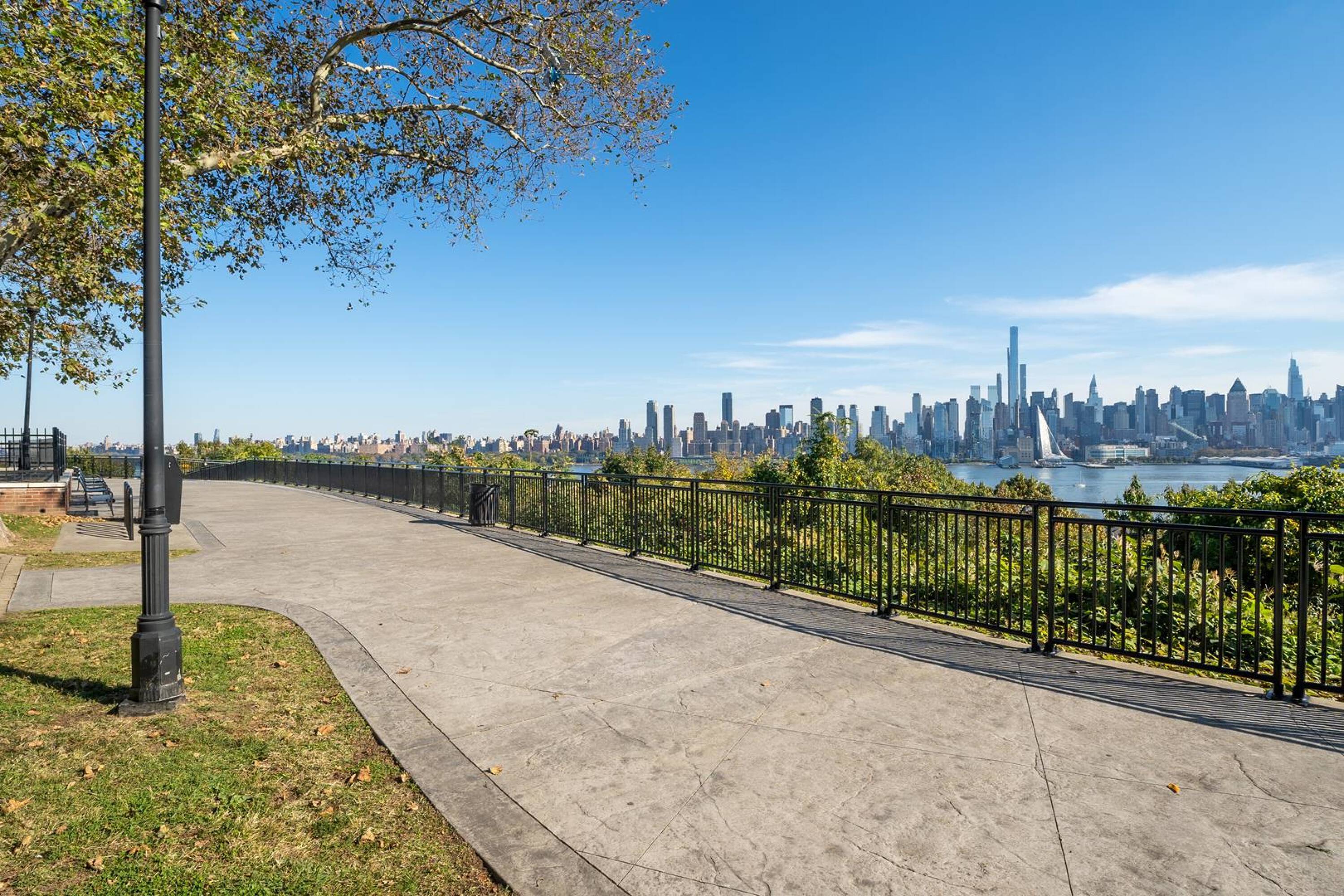 5311 JFK Blvd E, West New York, NJ 07093