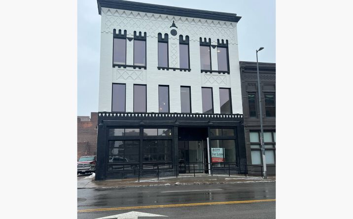 Pictures of Retail, Office property located at 710 Monroe St, Toledo, OH 43604 for lease - image #1