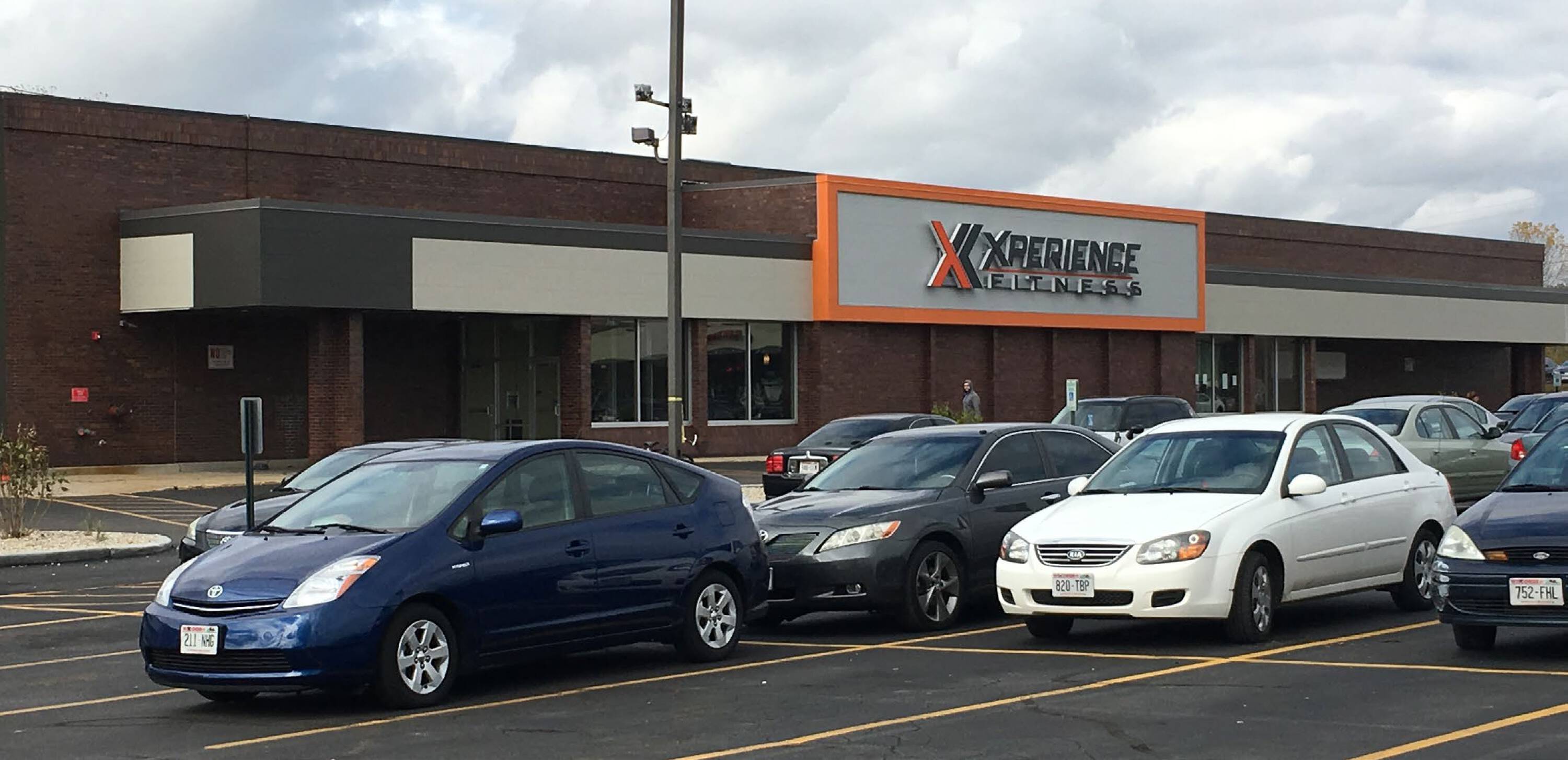 62016271 S 27th Street, Greenfield, WI 53221