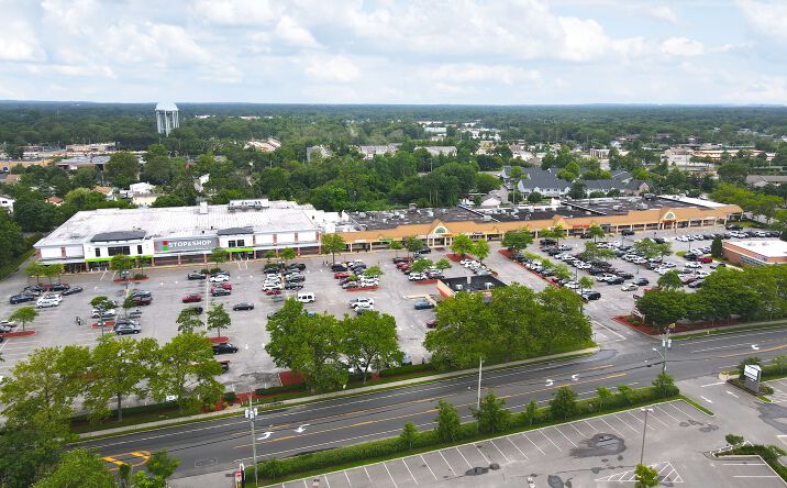 Pictures of Retail property located at 533 Montauk Hwy, Bay Shore, NY 11706 for lease - image #1