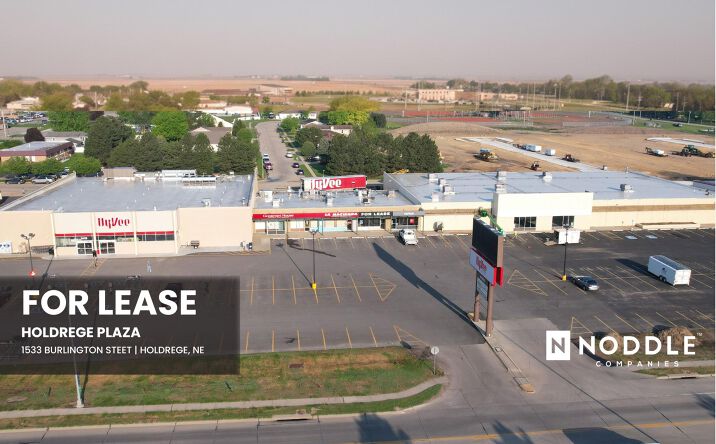 Pictures of Retail property located at 1533 S Burlington St, Holdrege, NE 68949 for lease - image #1