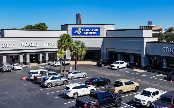 Pictures of Retail property located at 6100 Westheimer Rd, Houston, TX 77057 for lease - image #1