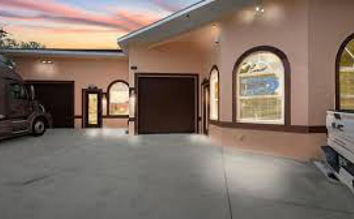Pictures of Industrial, Office property located at 434 NE 3rd Ave, Cape Coral, FL 33909 for lease - image #1