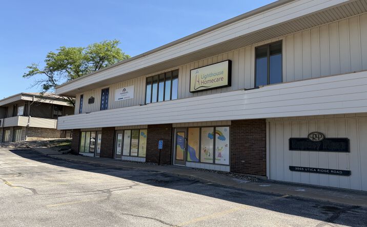 Pictures of Office, Retail property located at 3565 UTICA RIDGE Road F, Bettendorf, IA 52722 for lease - image #1