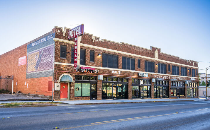 Pictures of Retail, Restaurant property located at 1110 S Akard St, Dallas, TX 75215 for lease - image #1