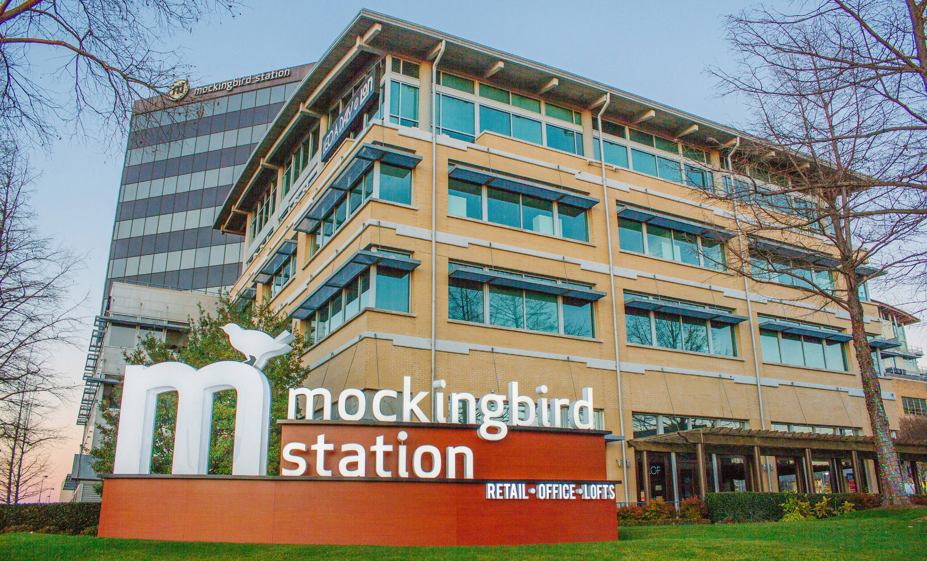 5307 E Mockingbird Ln, Dallas, TX 75206