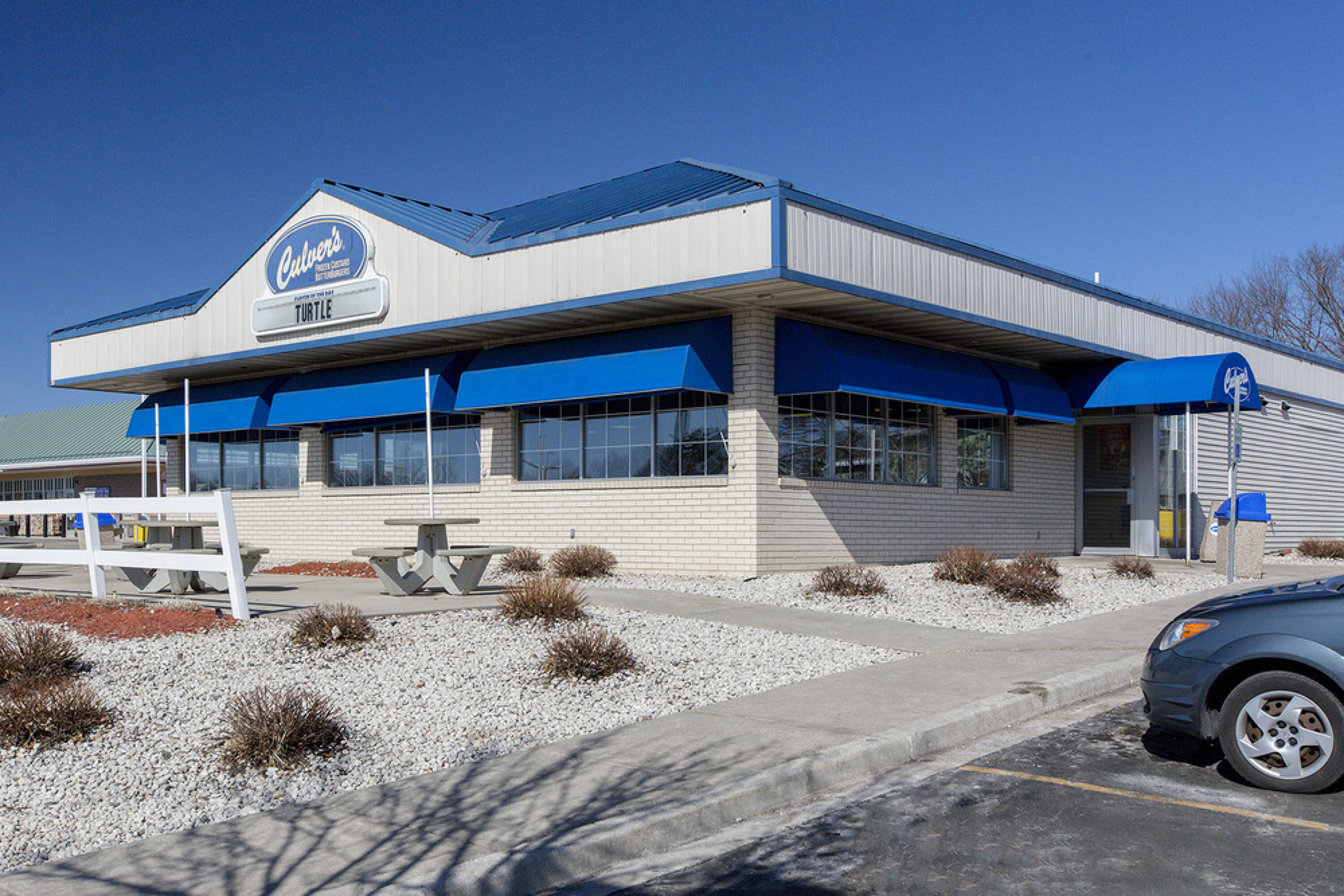 521-579 S. Taylor Drive, Sheboygan, WI 53081 | Crexi.com