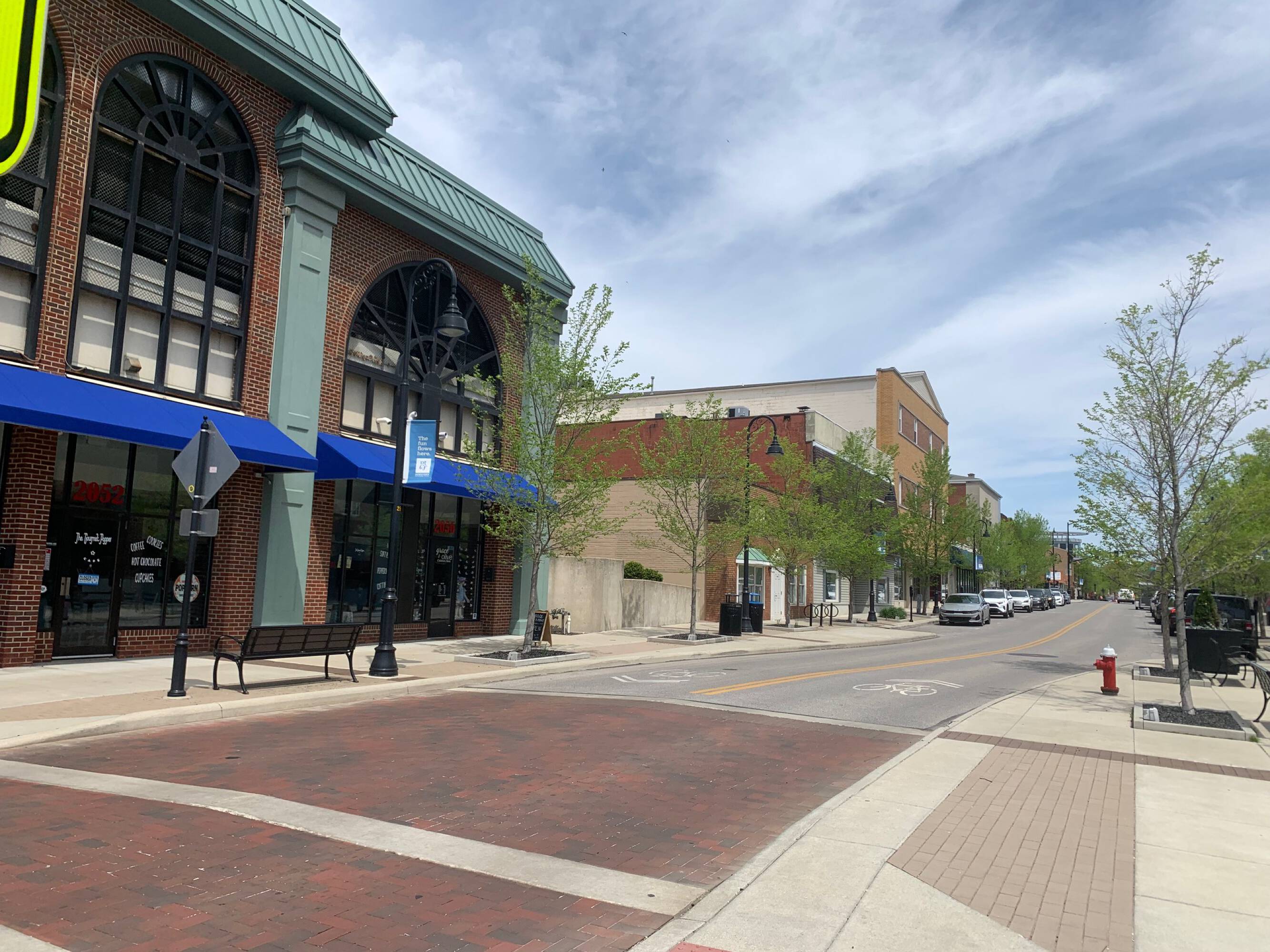 2056 Front St, Cuyahoga Falls, OH 44221