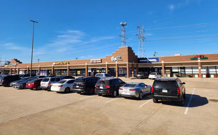 Pictures of Retail property located at 2011 W Spring Creek Pkwy, Plano, TX 75023 for lease - image #1