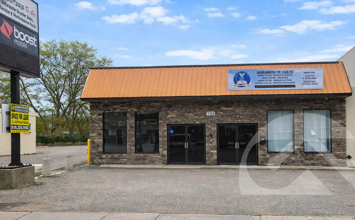 Pictures of Retail property located at 744 36th St SW, Wyoming, MI 49509 for lease - image #1