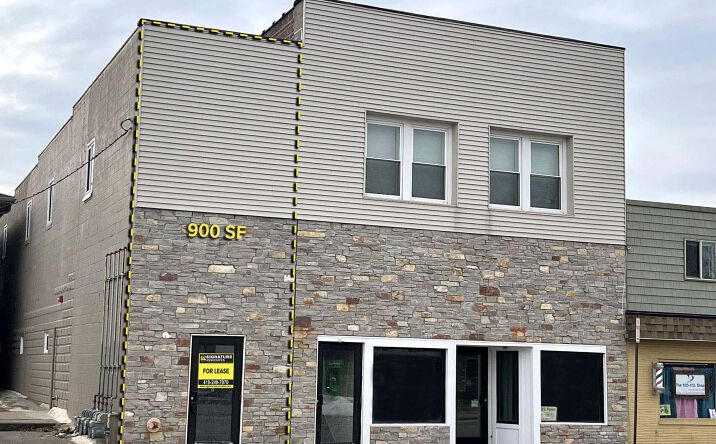 Pictures of Retail property located at 428 E Wooster St, Bowling Green, OH 43402 for lease - image #1