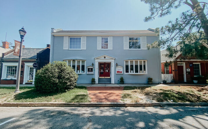 Pictures of Office property located at 115 E Pennsylvania Ave, Southern Pines, NC 28387 for lease - image #1