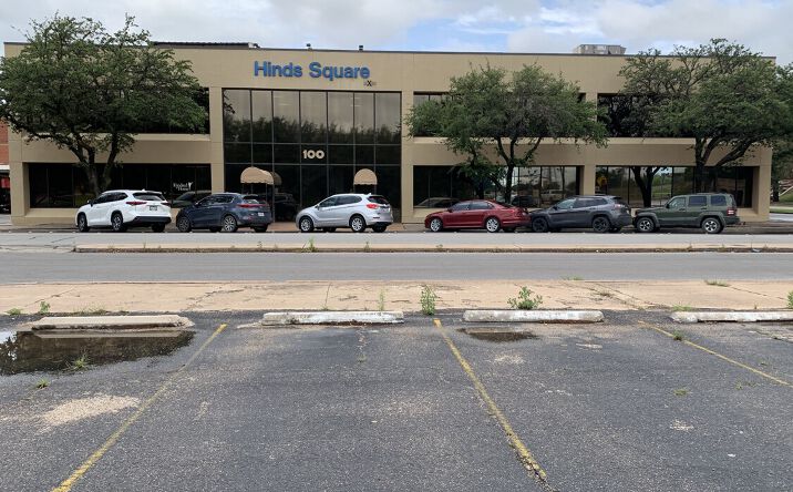 Pictures of Office property located at 100 Chestnut St, Abilene, TX 79602 for lease - image #1