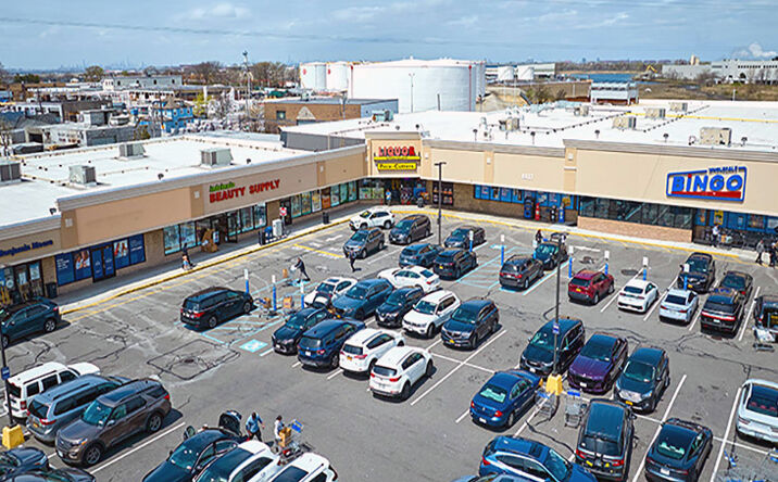 Pictures of Retail property located at 603 Burnside Ave, Inwood, NY 11096 for lease - image #1