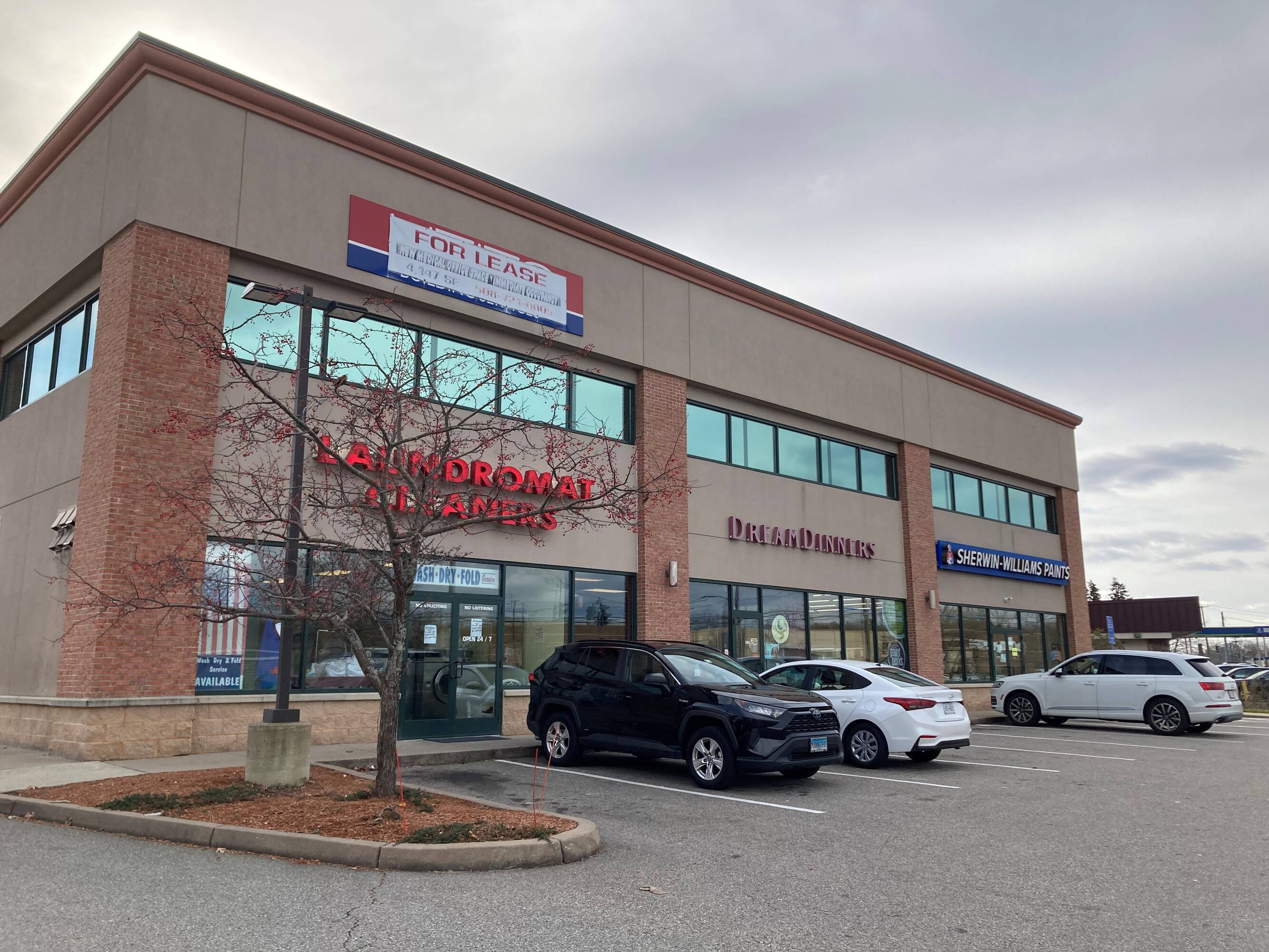 100 Tolland Turnpike, Manchester, CT 06042