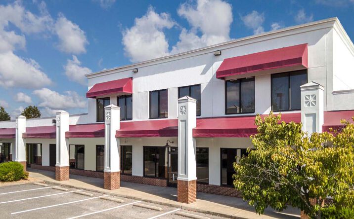 Pictures of Retail, Office property located at 711 Brick Kiln Blvd, Newport News, VA 23602 for lease - image #1