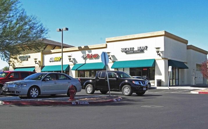 Pictures of Retail property located at 2810 Bicentennial Pkwy, Henderson, NV 89044 for lease - image #1