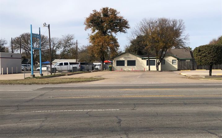 Pictures of Office, Retail property located at 3608 Bellmead Dr, Waco, TX 76705 for lease - image #1