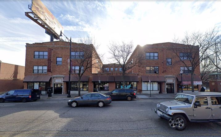 Pictures of Retail property located at 4023 W IRVING PARK Road, Chicago, IL 60641 for lease - image #1