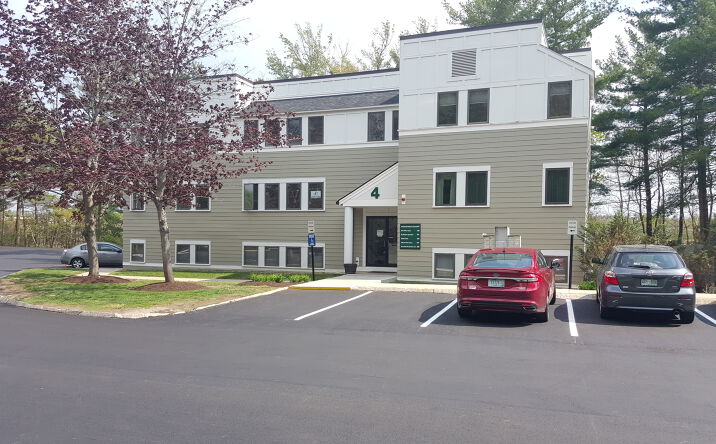 Pictures of Office property located at 4 Greenleaf Woods Dr, Portsmouth, NH 03801 for lease - image #1
