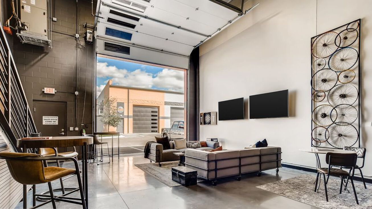 2100 Double Creek Dr, Unit 300, Round Rock, TX USA, Round Rock, TX