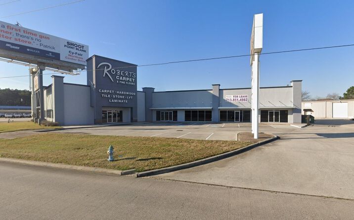 Pictures of Retail, Industrial property located at 23235 Tomball Pkwy, Tomball, TX 77377 for lease - image #1