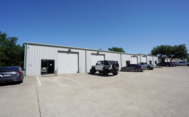 Pictures of Industrial property located at 500 Victor St, Austin, TX 78753 for lease - image #1