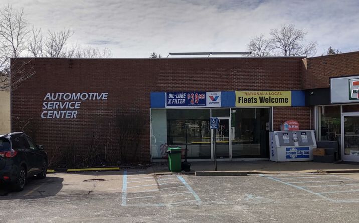 Pictures of Retail property located at 209 Ohio River Blvd, Sewickley, PA 15143 for lease - image #1