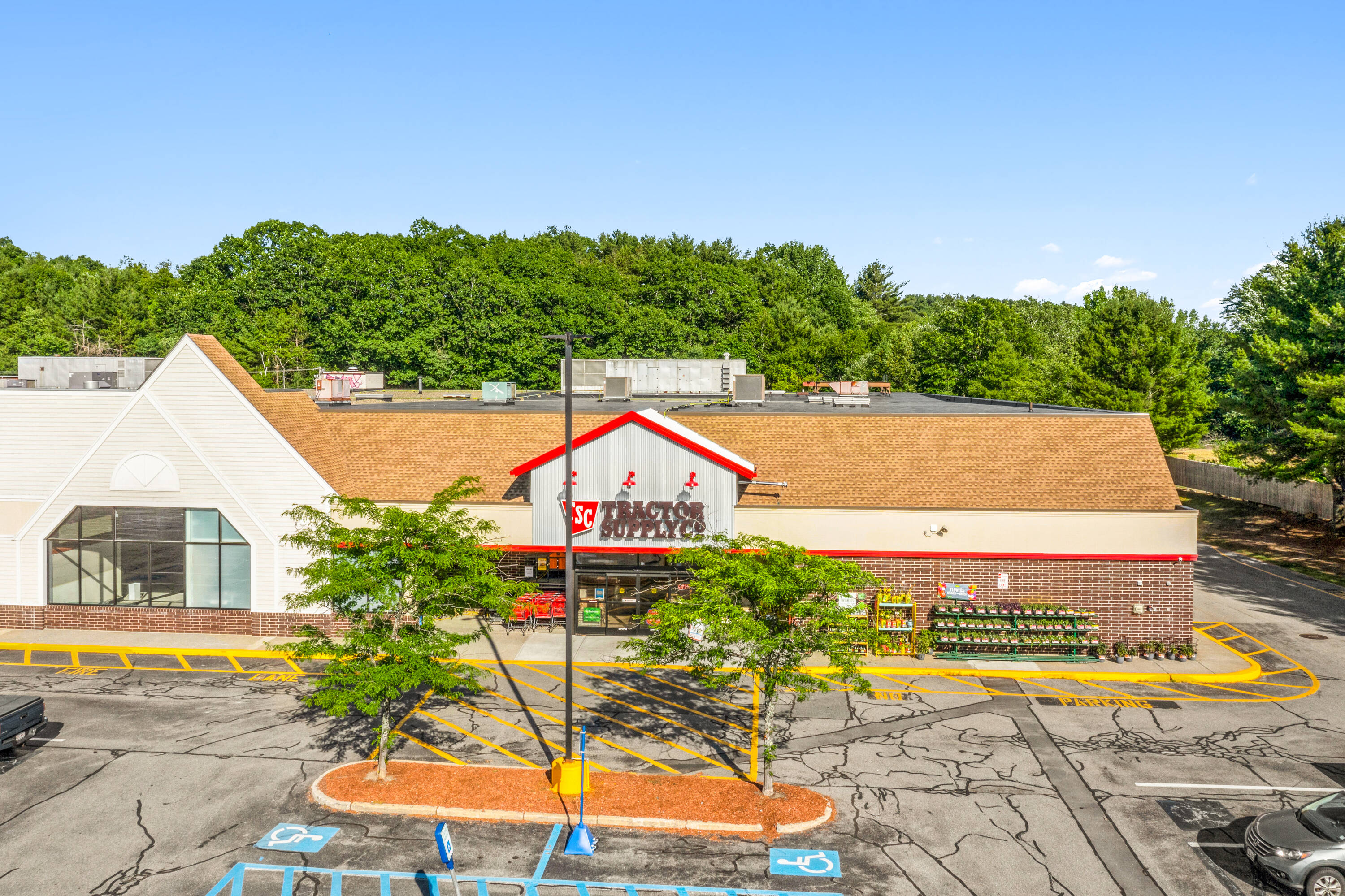 360 Timpany Blvd, Gardner, MA 01440