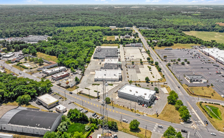 Pictures of Retail property located at 15 Cornwell Dr, Bridgeton, NJ 08302 for sales - image #1