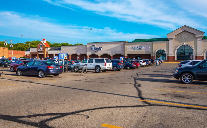 Pictures of Retail property located at 1230 Rombach Ave, Wilmington, OH 45177 for lease - image #1
