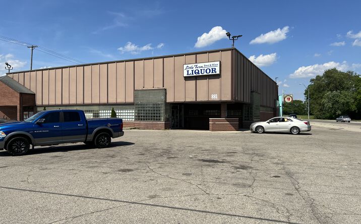 Pictures of Industrial property located at 881 E Dixie Dr, West Carrollton, OH 45449 for lease - image #1