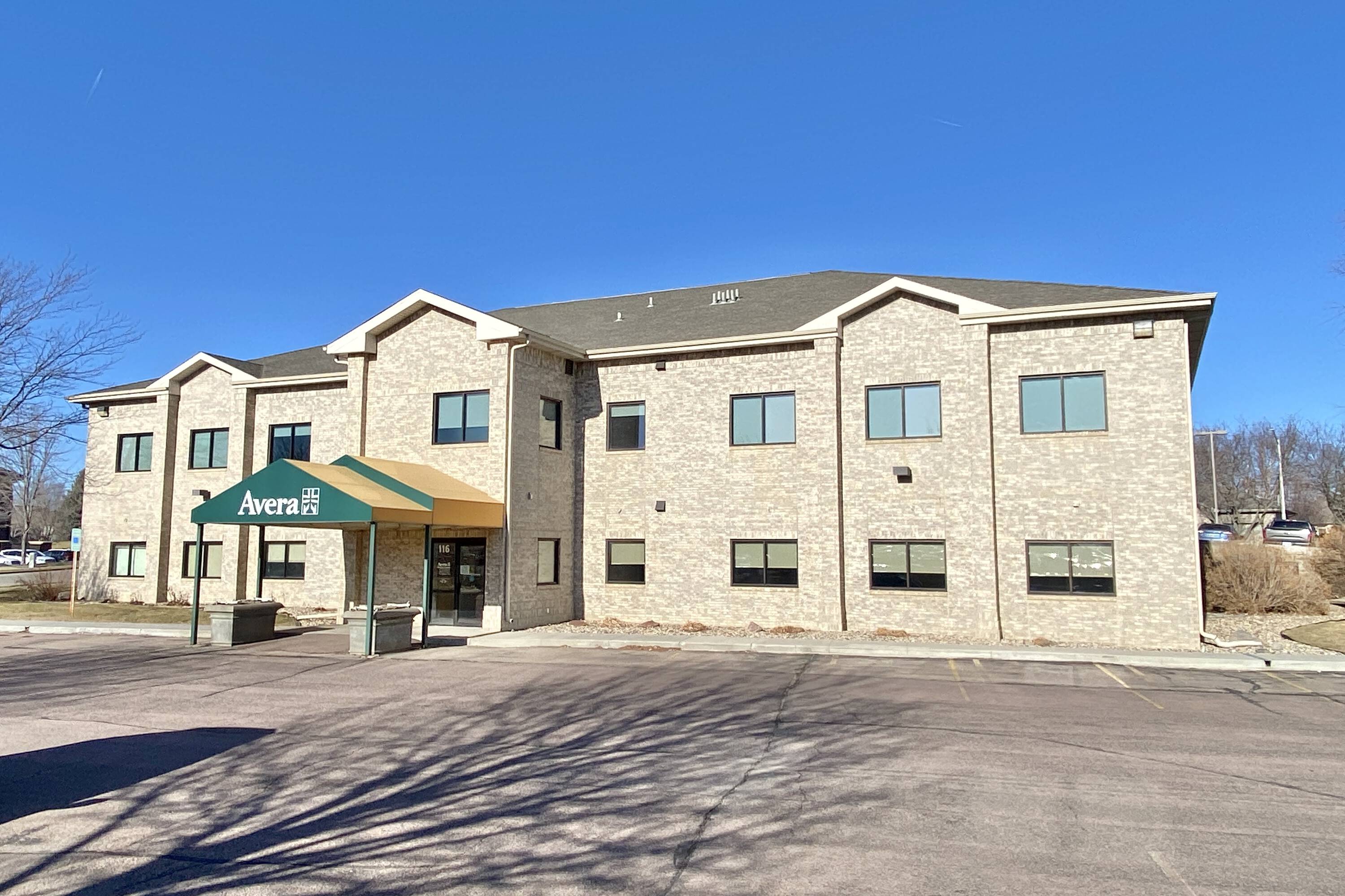 116 W 69th St, Sioux Falls, SD 57108