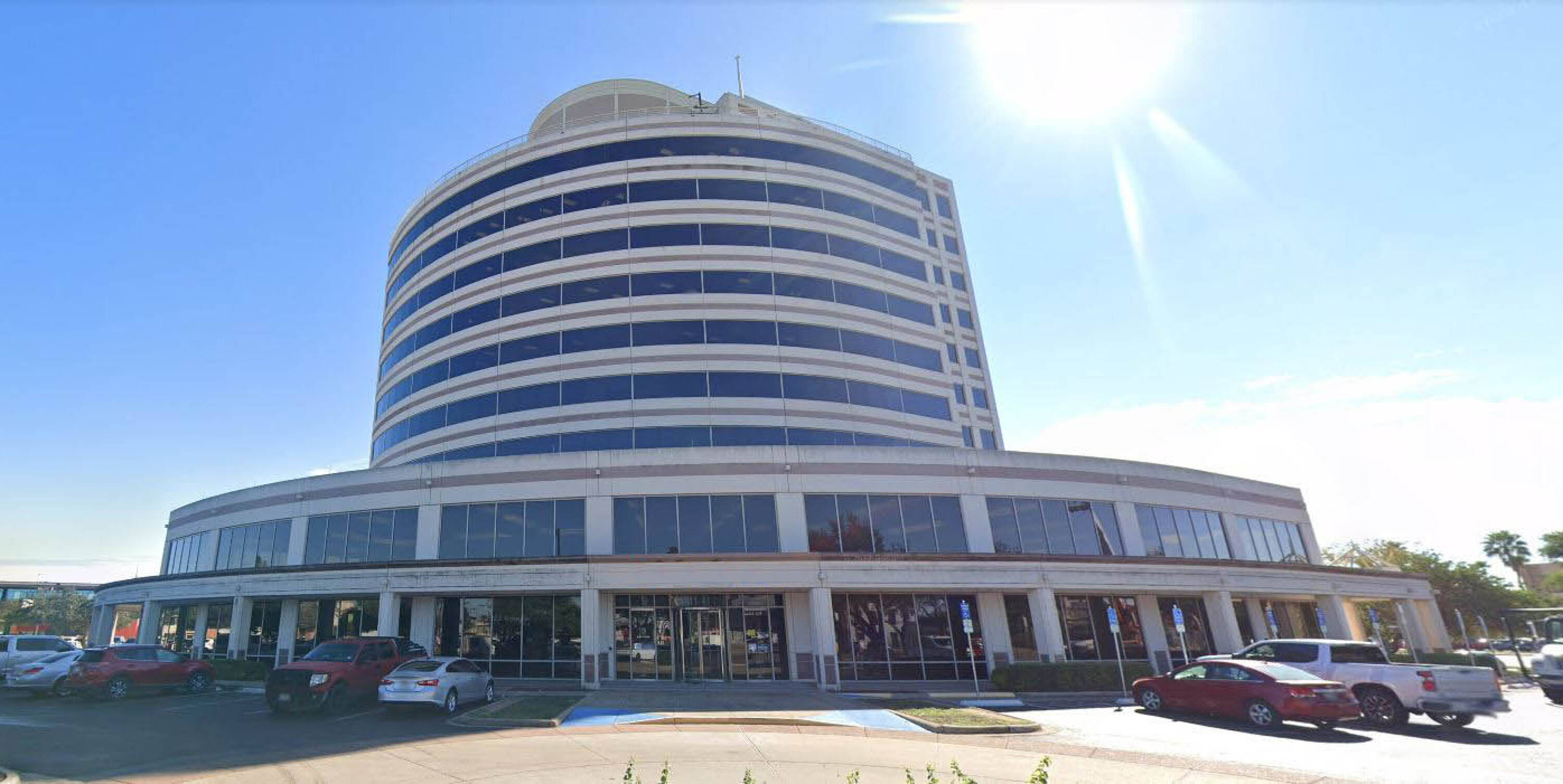 3900 N 10th St, McAllen, TX 78501 | Crexi.com