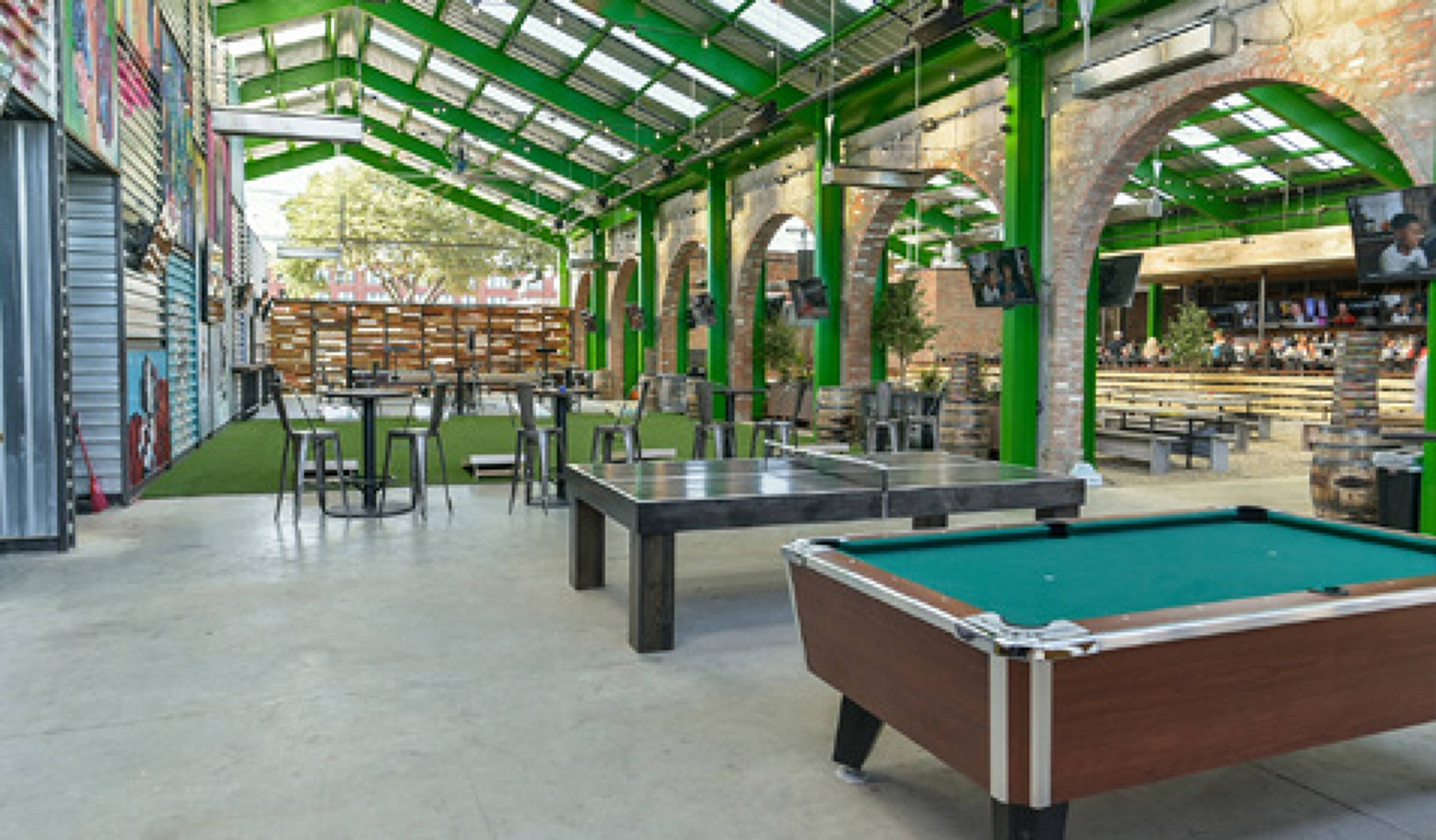 2550 Pacific Ave, Dallas, TX 75226