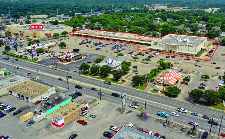Pictures of Retail property located at 735 SW Military Dr, San Antonio, TX 78221 for lease - image #1