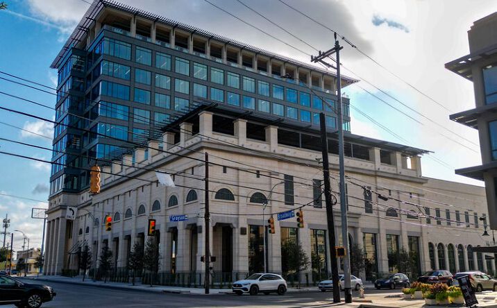Pictures of Retail, Office property located at 1900 Broadway, San Antonio, TX 78215 for lease - image #1