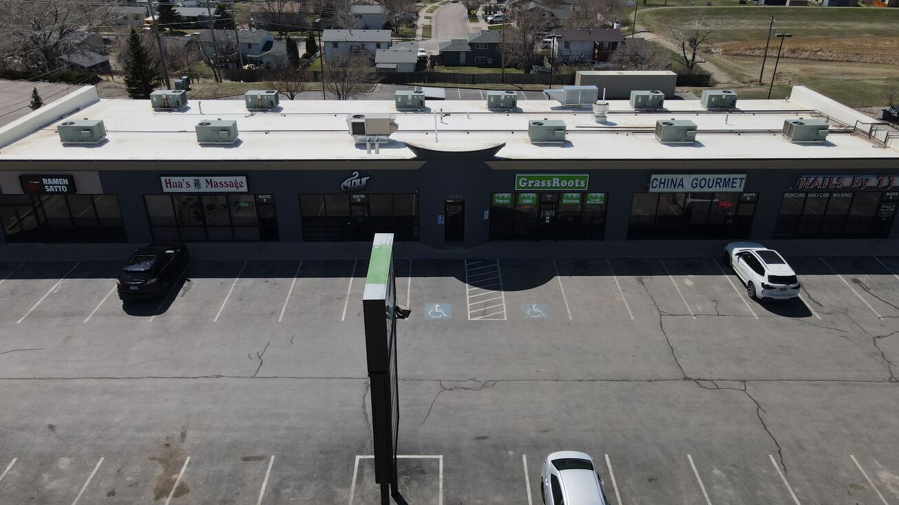 1575 N Lacrosse St, Rapid City, SD 57701 Retail Space for Lease