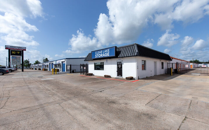 Pictures of Office, Industrial property located at 15502 State Hwy 3, Webster, TX 77598 for lease - image #1