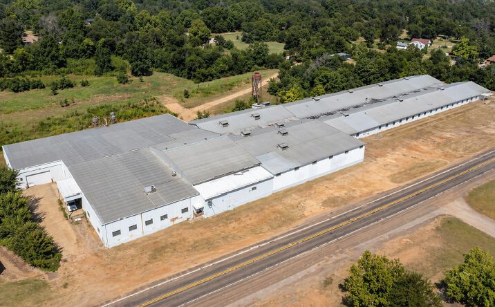 Pictures of Industrial property located at 440 Frankston St, Jacksonville, TX 75766 for lease - image #1