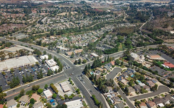 Pictures of Retail, Office property located at 25411-25435 Trabuco Rd, Lake Forest, CA 92630 for lease - image #1