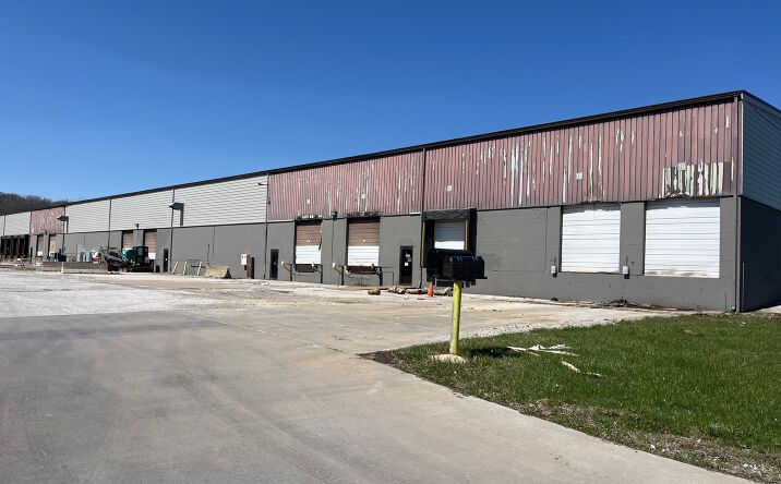 Pictures of Industrial property located at 1914 COMENITZ Drive, Davenport, IA 52802 for lease - image #1