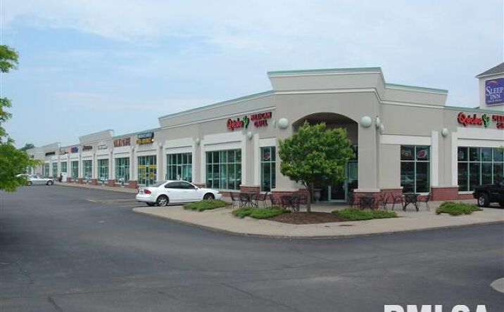 Pictures of Office, Retail property located at 2920 E 53RD Street, Davenport, IA 52807 for lease - image #1