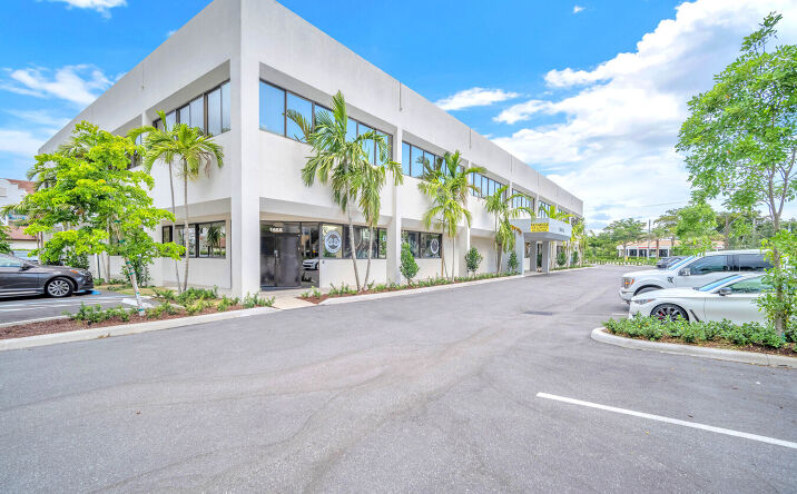 Pictures of Office property located at 7601 N Federal Hwy, Boca Raton, FL 33487 for lease - image #1