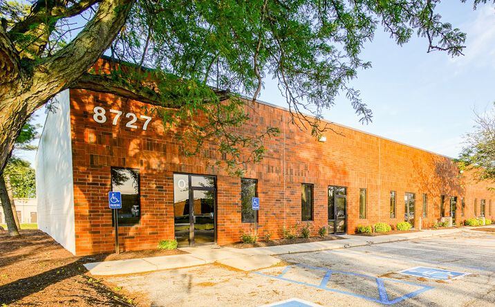 Pictures of Industrial property located at 8727 Commerce Park Pl, Indianapolis, IN 46268 for lease - image #1
