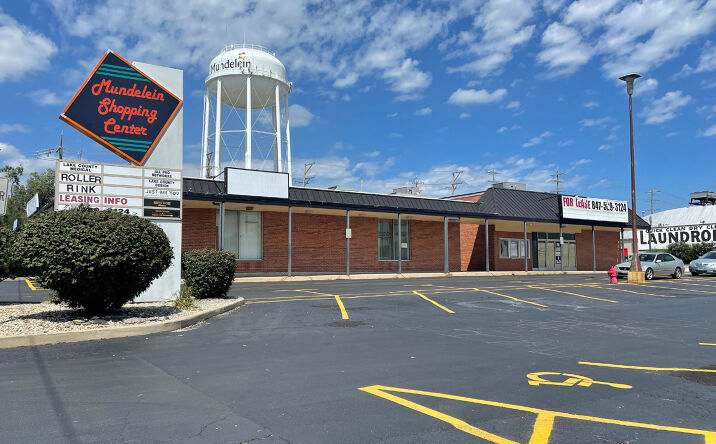 Pictures of Retail, Office property located at 101-115 & 155-161 N, Mundelein, IL 60060 for lease - image #1