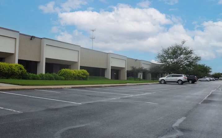 Pictures of Industrial property located at 5605 W 73rd St, Indianapolis, IN 46278 for lease - image #1