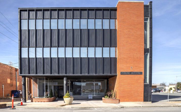 Pictures of Retail, Office property located at 45 N 9th St, Duncan, OK 73533 for lease - image #1